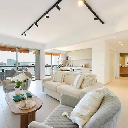 Luxury 1-br Sea View Parking Apartamento Vallauris