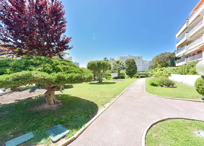 Luxury 1-br Sea View Parking Lejlighed Vallauris