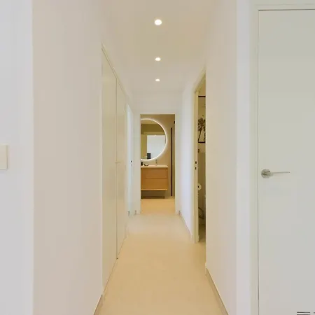 Luxury 1-br Sea View Parking Vallauris