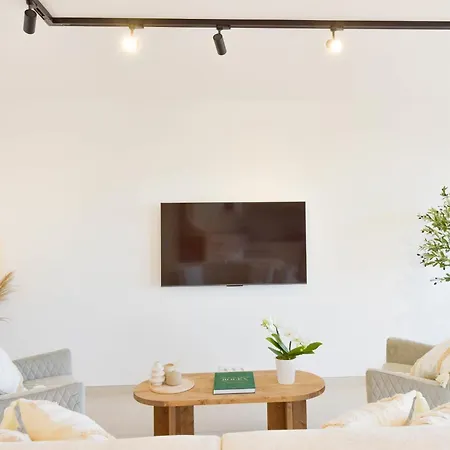 Luxury 1-br Sea View Parking 公寓