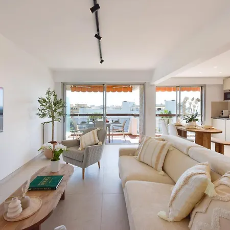 Luxury 1-br Sea View Parking